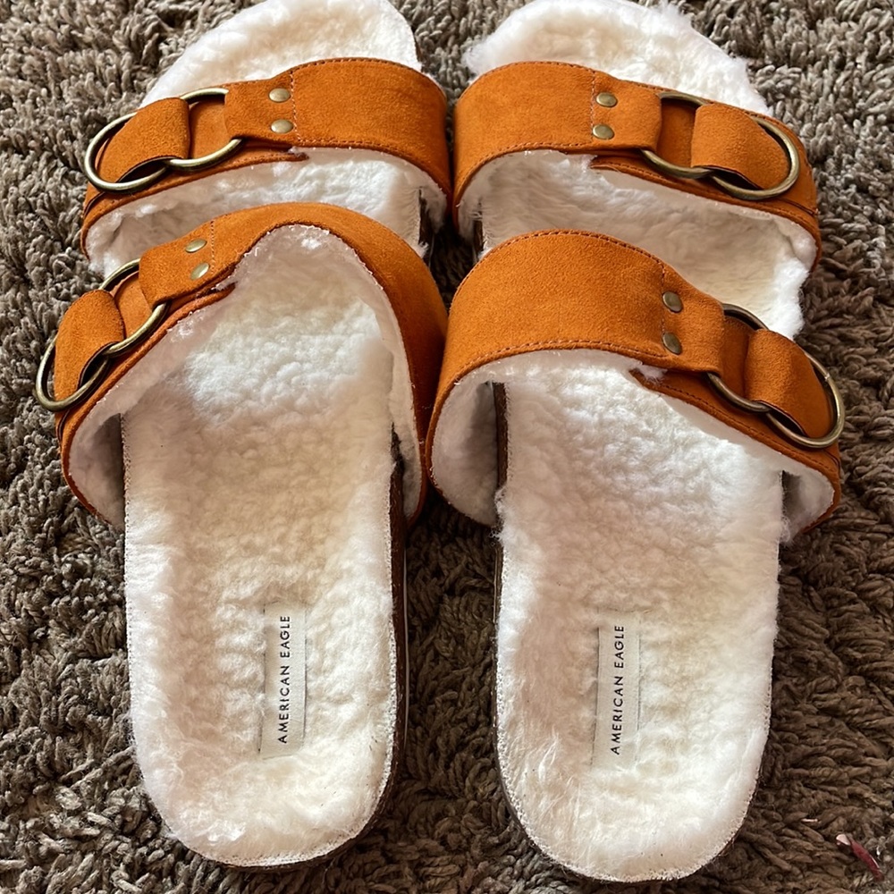 American Eagle sandals - Picture 1 of 7